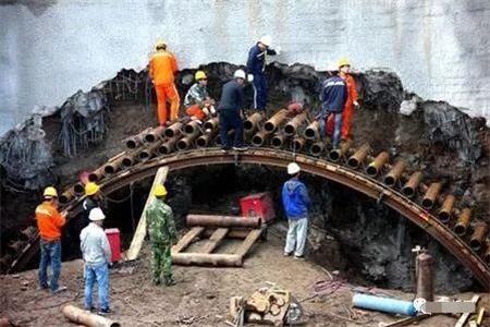 泗县隧道钢花管支护案例